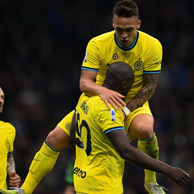 意甲劲旅国米爆冷输球,遭遇两连败(冠军相?国米豪取意甲5连胜 领先米兰7分) 意甲劲旅国米爆冷输球,遭遇两连败(冠军相?国米豪取意甲5连胜 领先米兰7分)